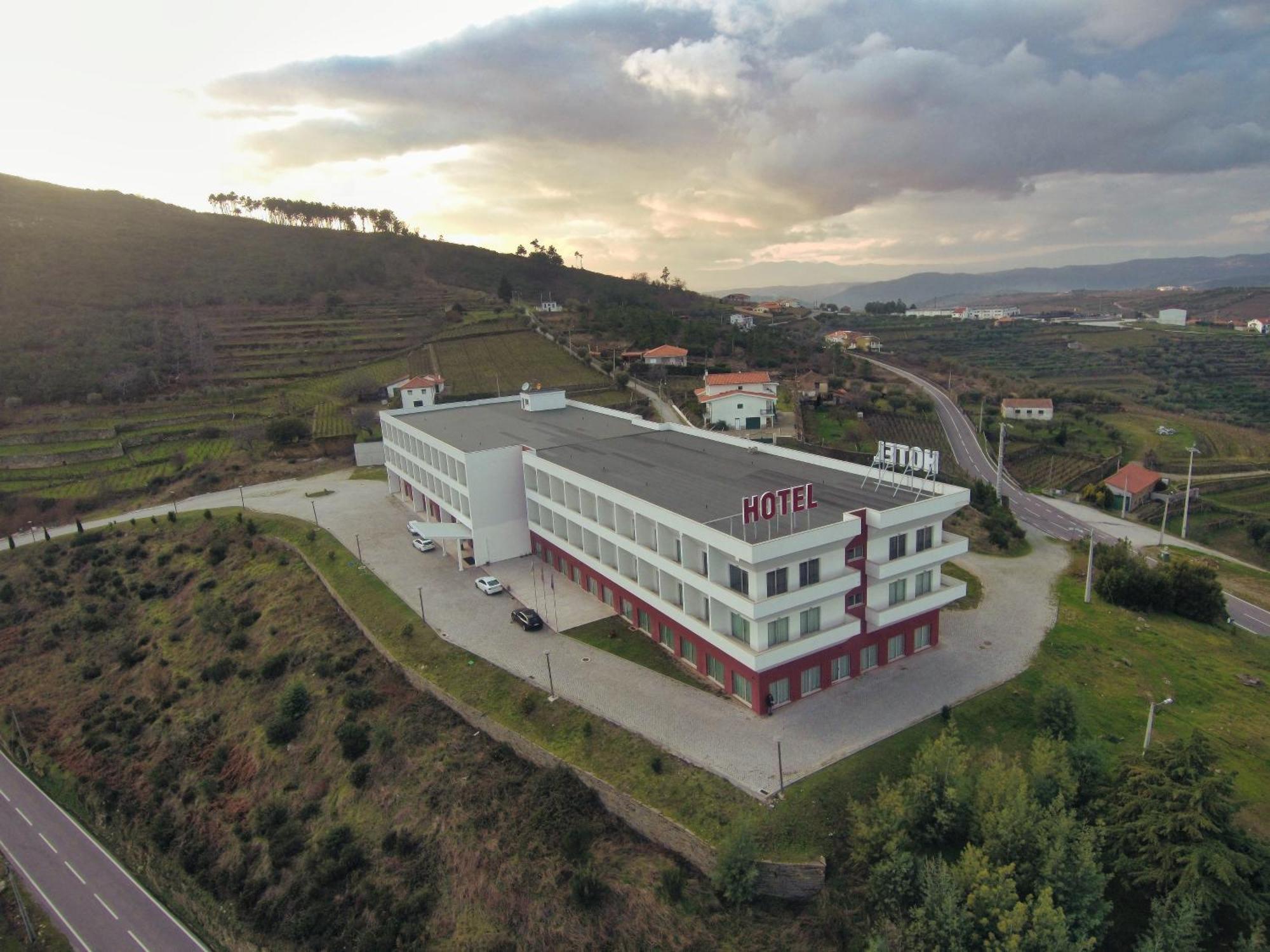 Placido Hotel Douro - Tabuaco Exterior photo